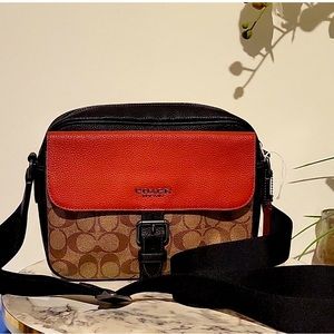 Hudson Crossbody In Colorblock Signature Canvas. NWOT